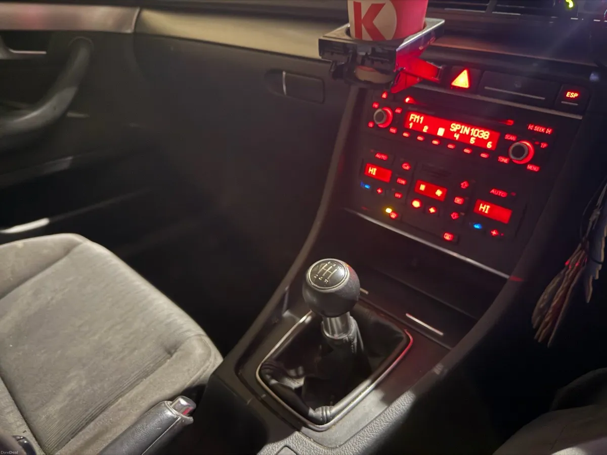 AUDI A4 1.9TDI SLINE - Image 4