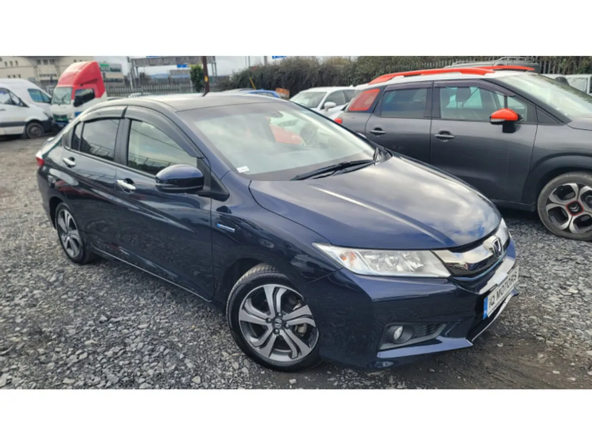 Honda Grace 1.5L Automatic Petrol Hybrid (0022) - Image 1