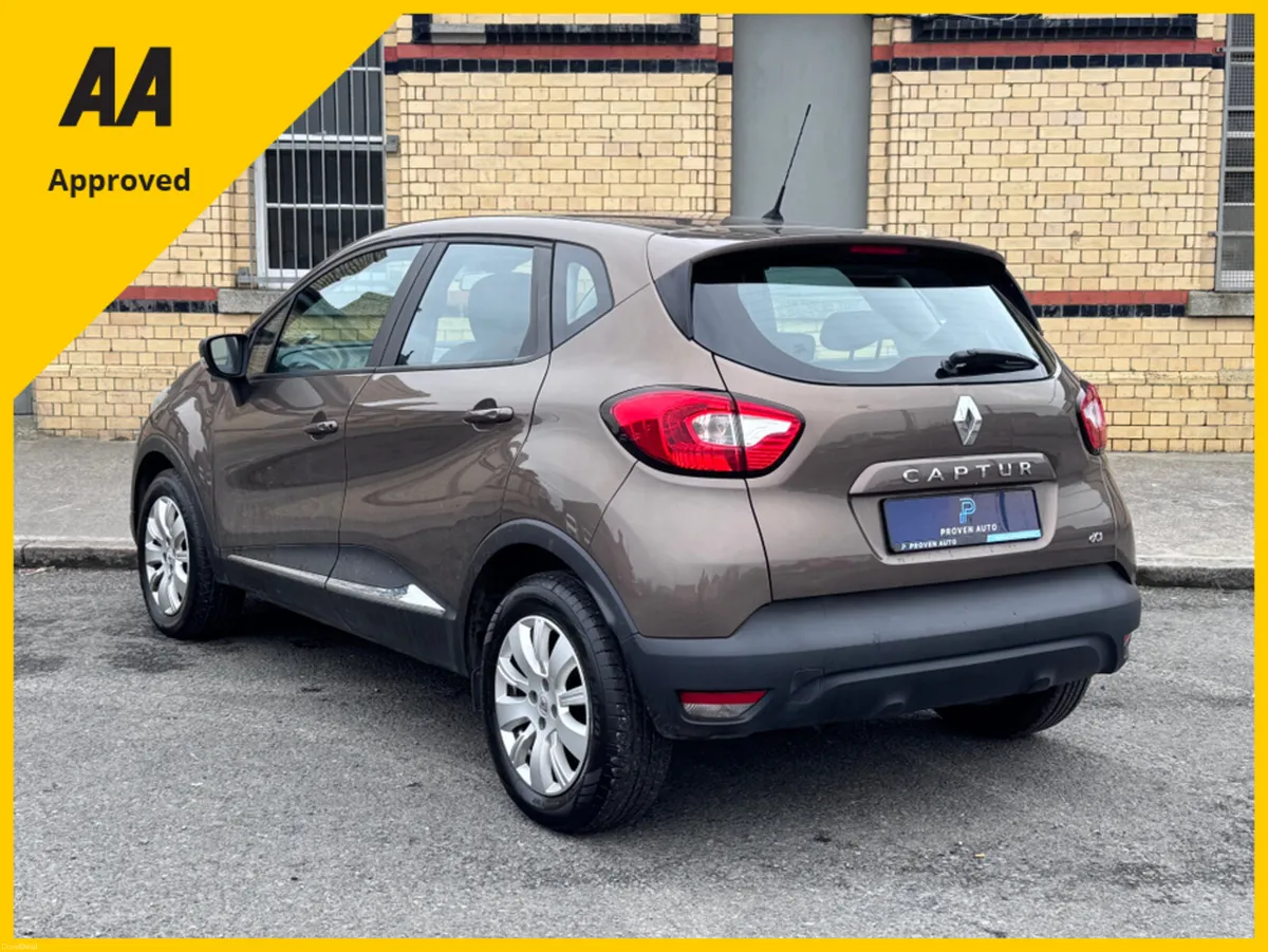 Renault Captur LIFE 1.5 DCI 90 4DR - Image 3