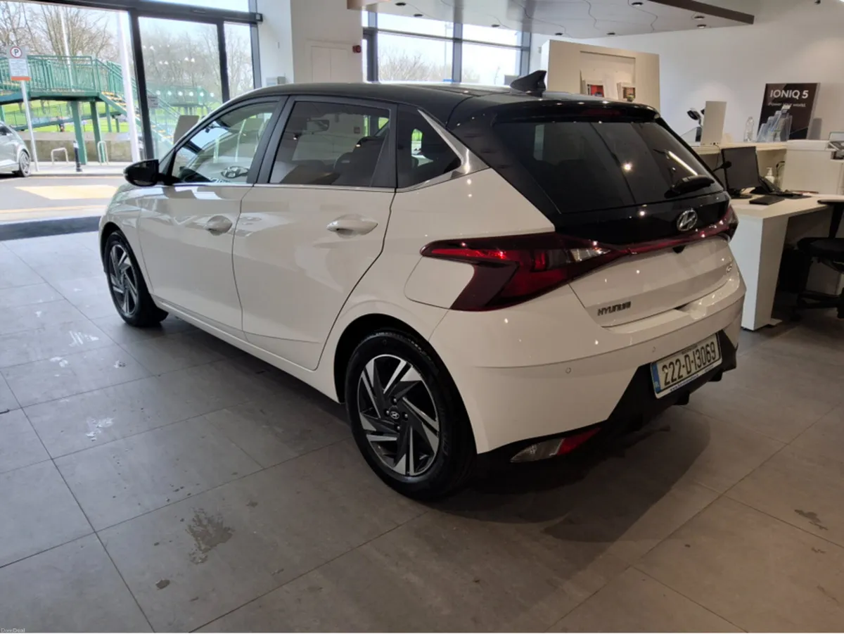 Hyundai i20 DELUXE PLUS 5DR - Image 4