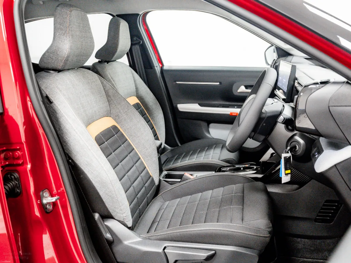 Citroen C3 Aircross PLUS 1.2 Petrol Hybrid Auto 14 - Image 3