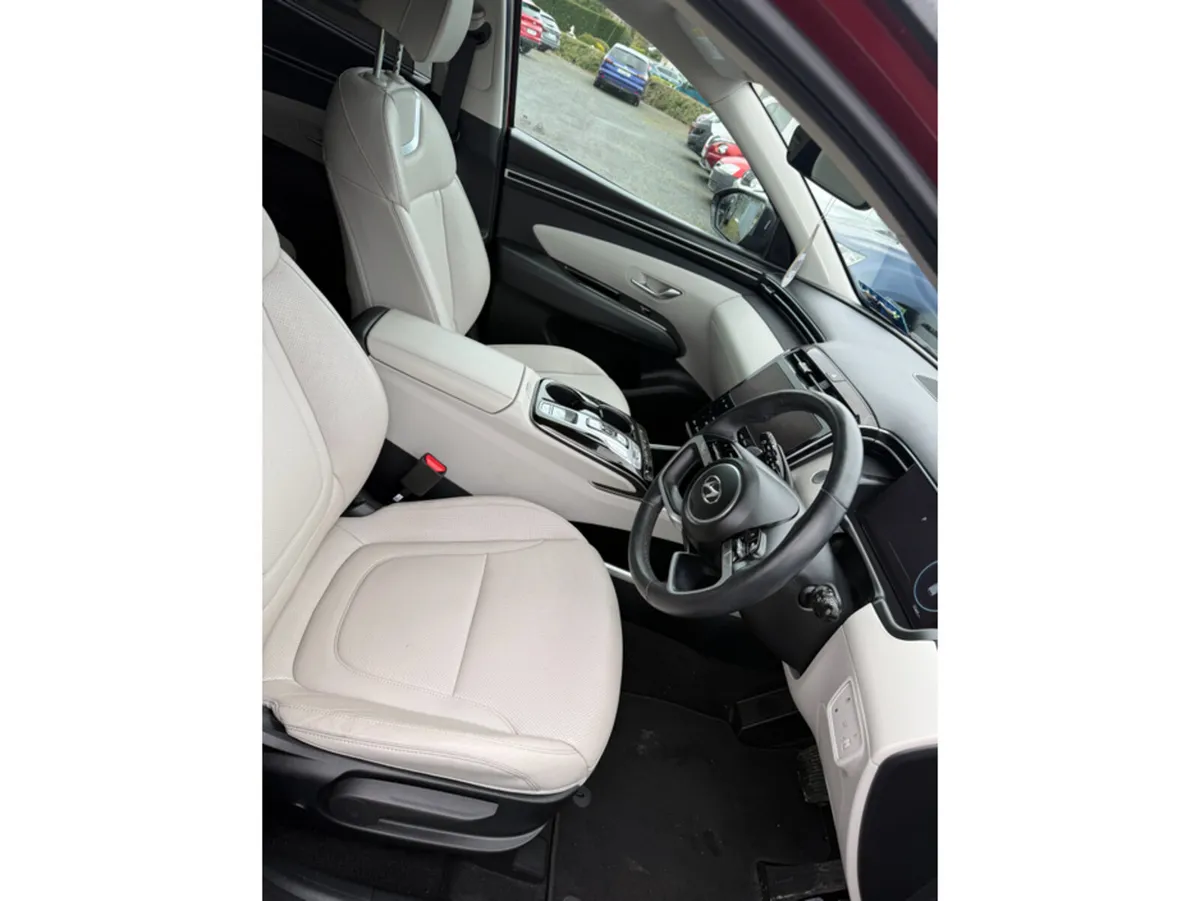 Hyundai Tucson IX35 PHEV EXECUTIVE PLUS TWO TONE 5 - Image 2
