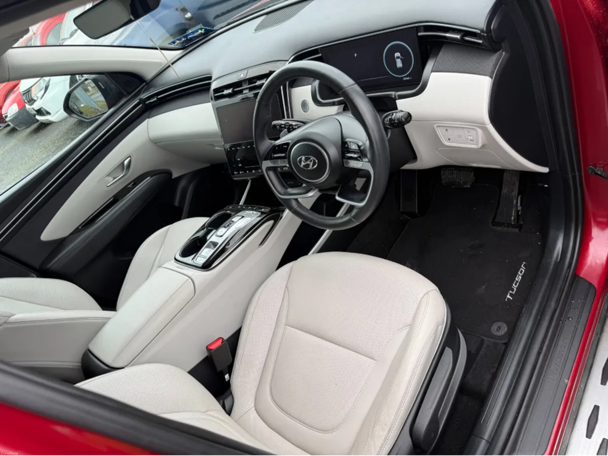 Hyundai Tucson IX35 PHEV EXECUTIVE PLUS TWO TONE 5 - Image 4