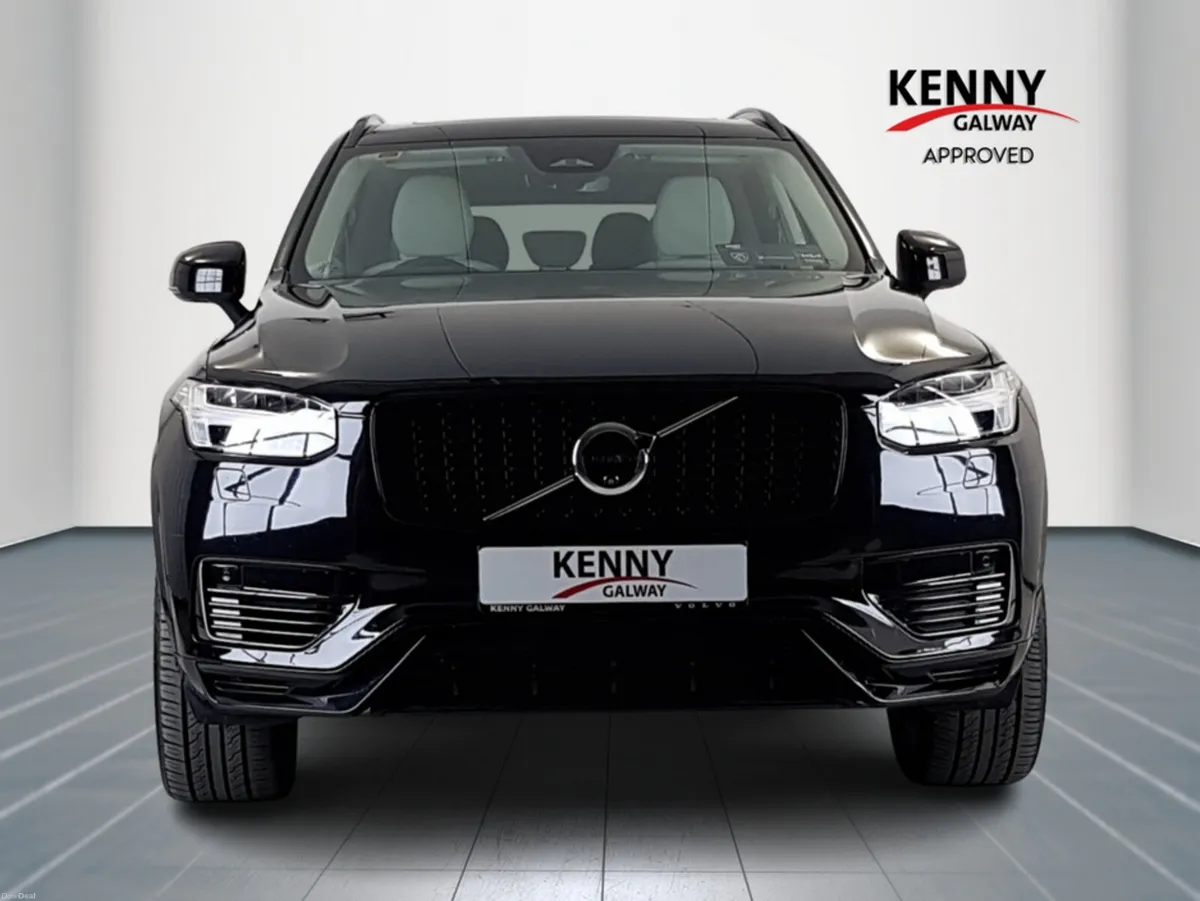 Volvo XC90 *Deposit Taken* T8 PHEV PLUS DARK AWD 5 - Image 2