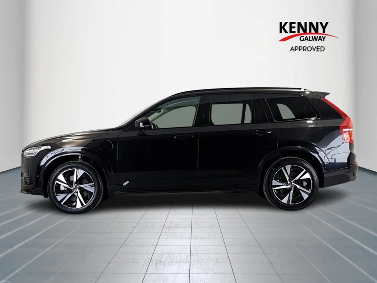 Volvo XC90 *Deposit Taken* T8 PHEV PLUS DARK AWD 5 - Image 4