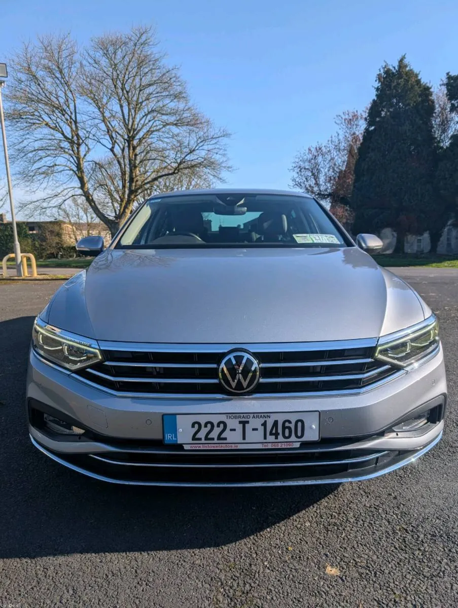 VW Passat Elegance-Very Low KMs-190BHP-Auto-As New - Image 3