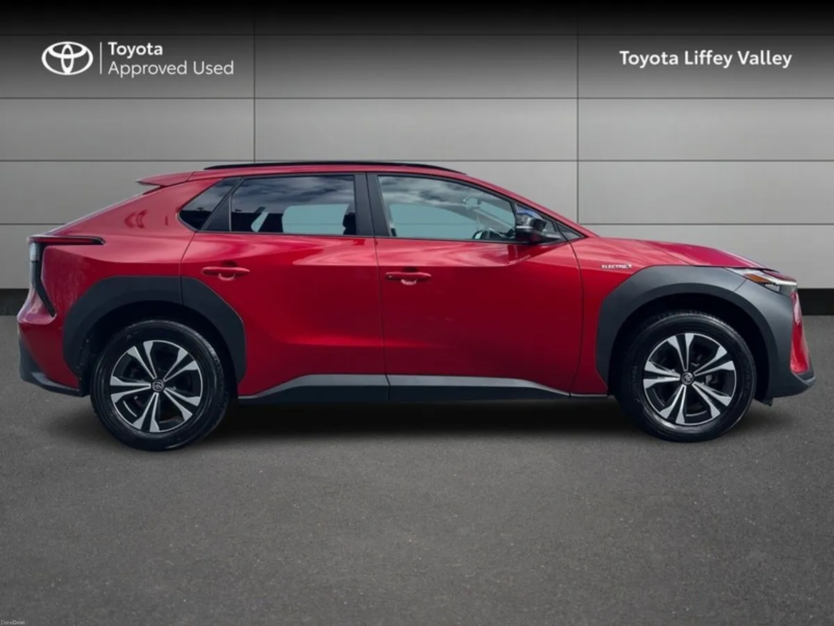 Toyota bZ4X BZ4X SPORT FWD - Image 3