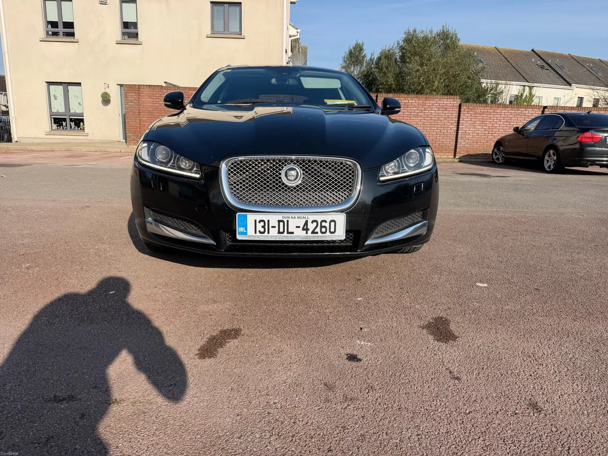 2013 Jaguar XF - Image 3