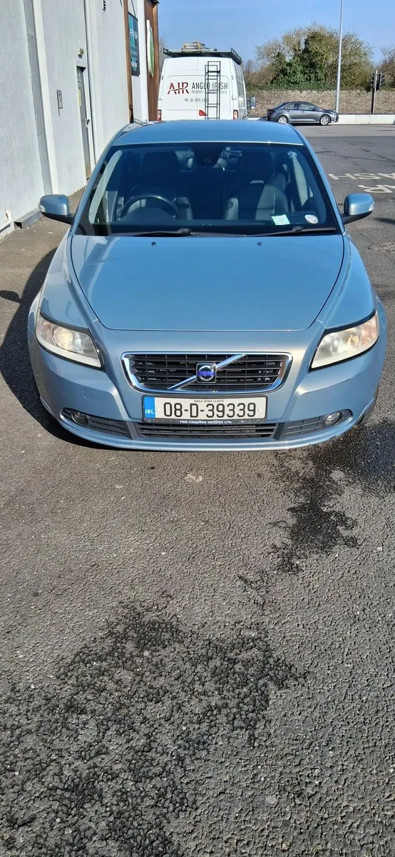 Volvo S40 2008 - Image 1