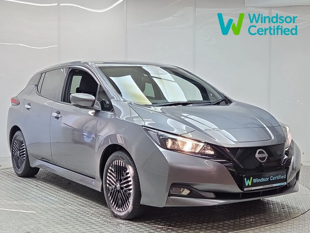 Nissan Leaf N-Connecta 40kWh EV - Image 1