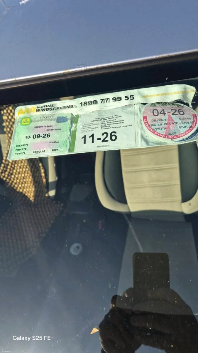 Toyota corolla - Image 4