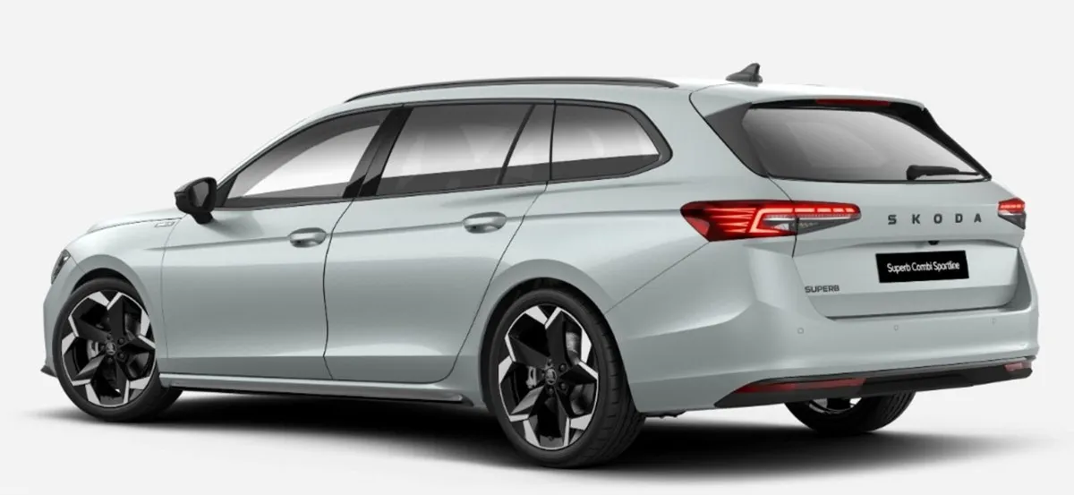 Skoda Superb 2.0TDI SPORTLINE COMBI *IN STOCK* €13 - Image 2