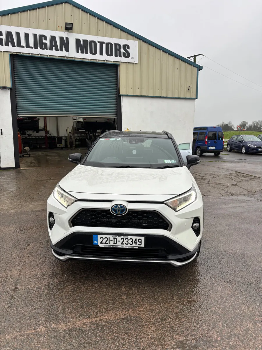 Toyota RAV4 2022 - Image 2