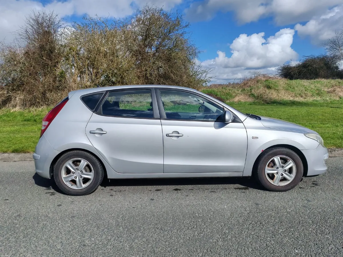 Hyundai i30 2010 - Image 4