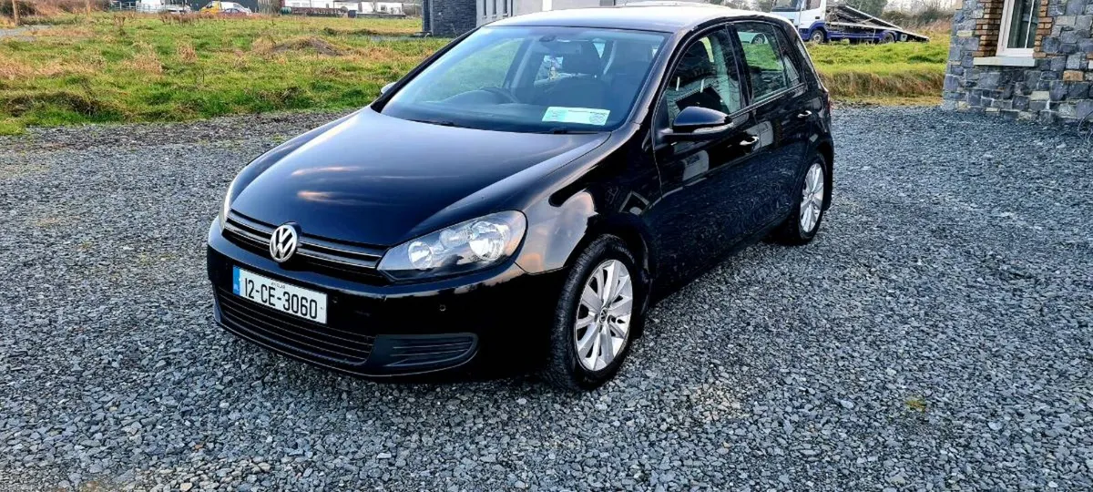 2012 vw golf 1.6 tdi automatic - Image 2