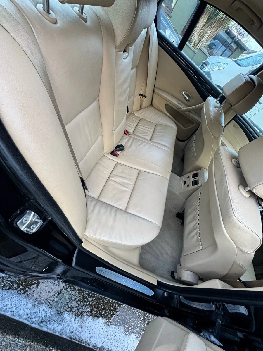 2010 520D edition model 2LD manual. - Image 4