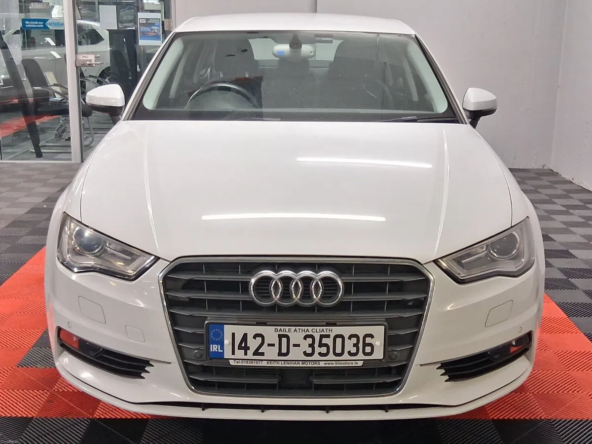 2014 Audi A3 **AUTO - LOW KMS** - Image 4