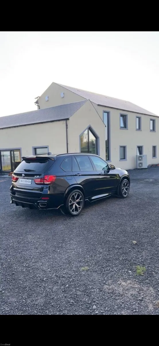 BMW X5 F15 7 seater - Image 4