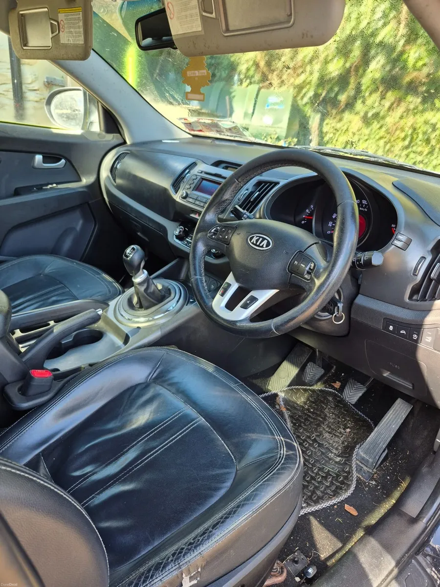 Kia Sportage 2012 tax & NCT - Image 2