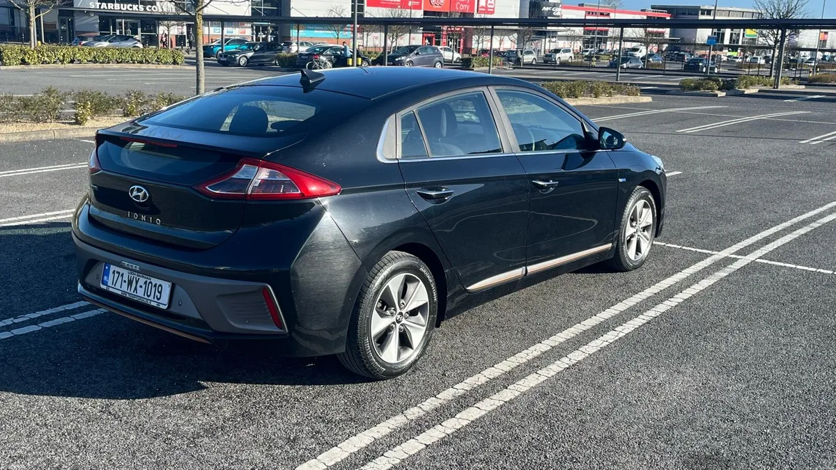 2017 Hyundai Ioniq EV - Image 3