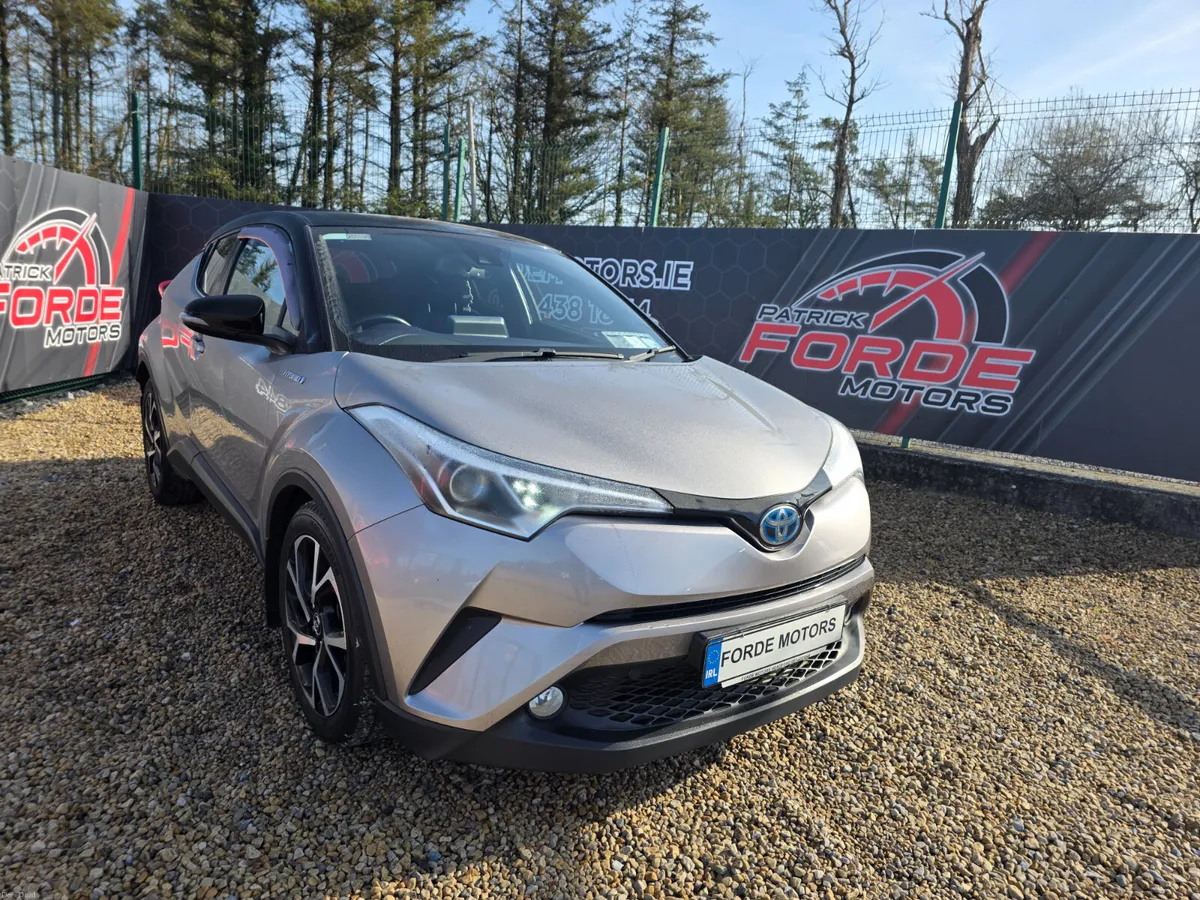 Toyota C-HR 2018 - Image 1