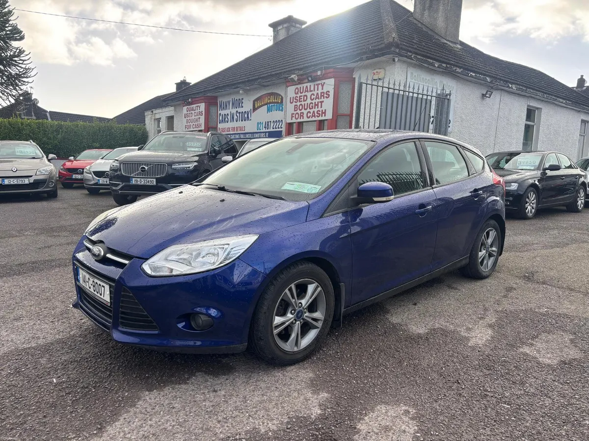 Ford Focus 2014  DIESEL  HATCHBACK - Image 3