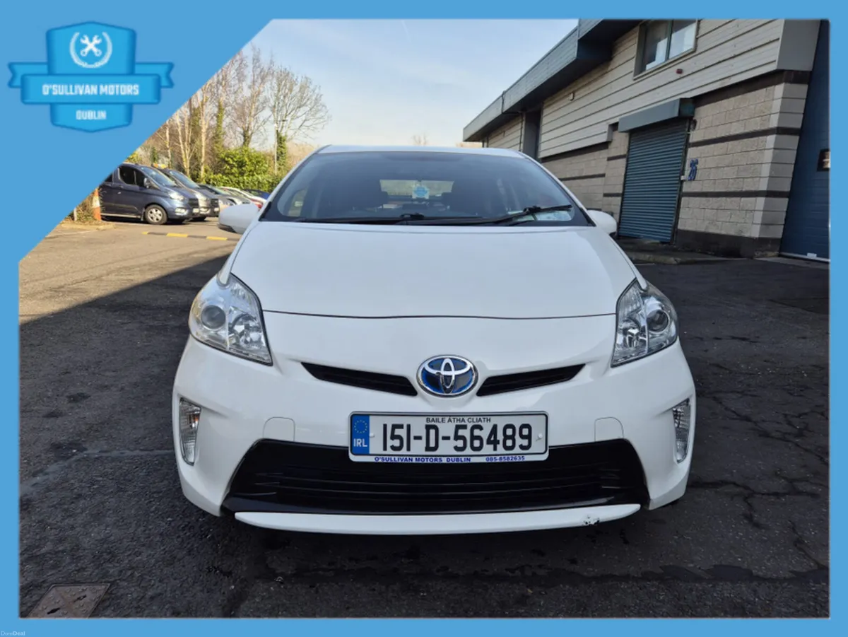 Toyota Prius 2015 / 1.8 PETROL HYBRID / AUTO - Image 2
