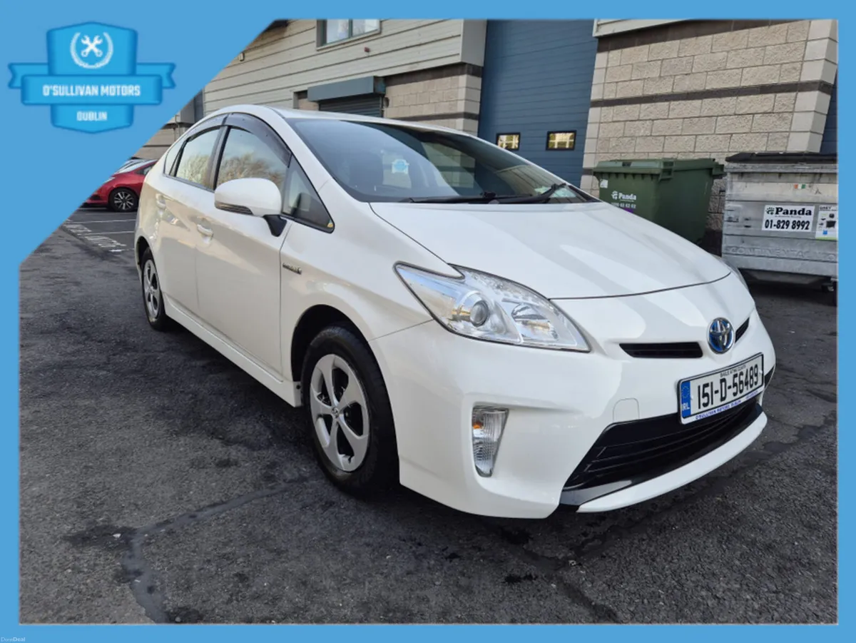 Toyota Prius 2015 / 1.8 PETROL HYBRID / AUTO - Image 3