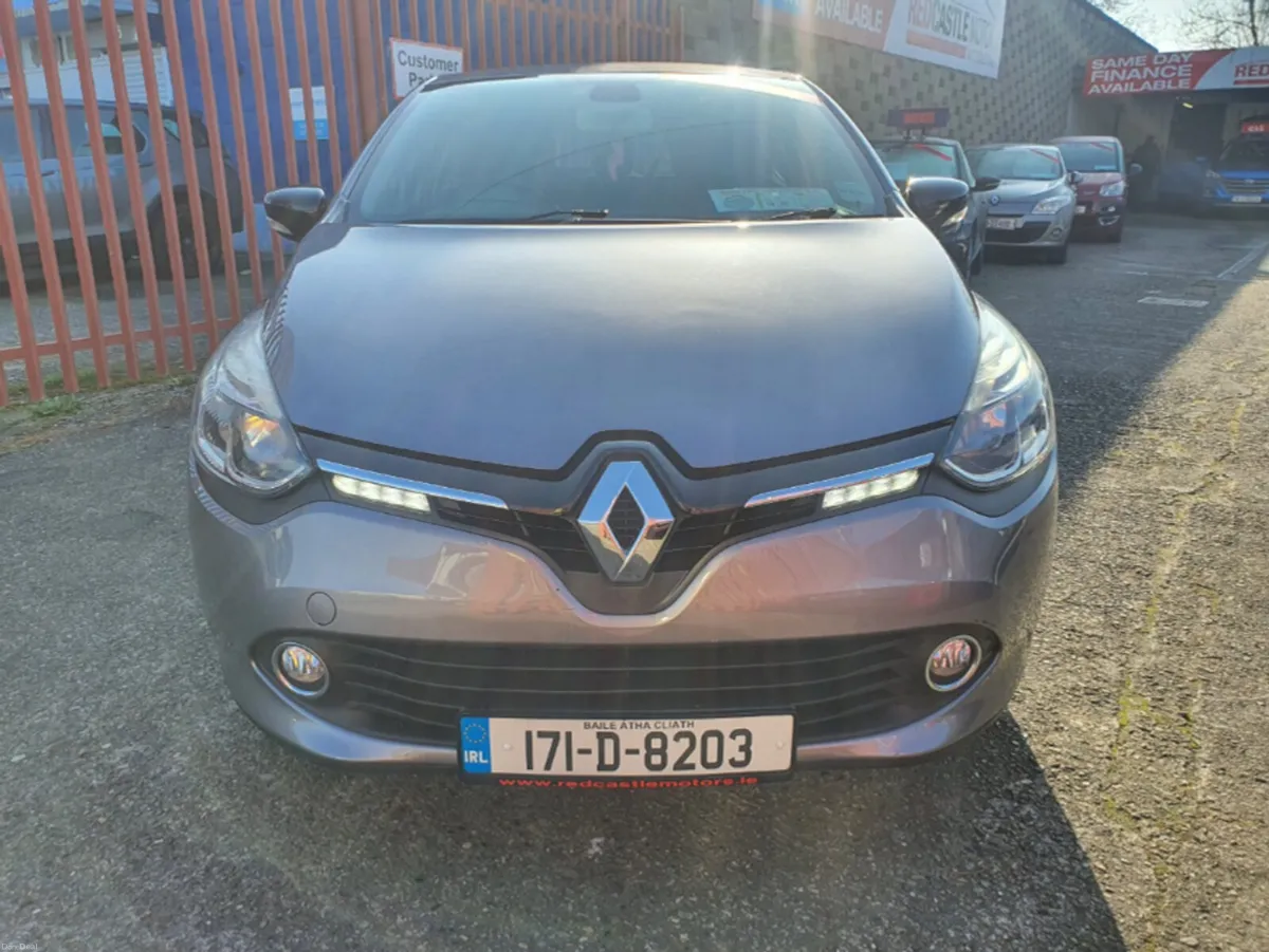 Renault Clio DYNAMIQUE NAV 1.2 PETR 4DR - Image 2