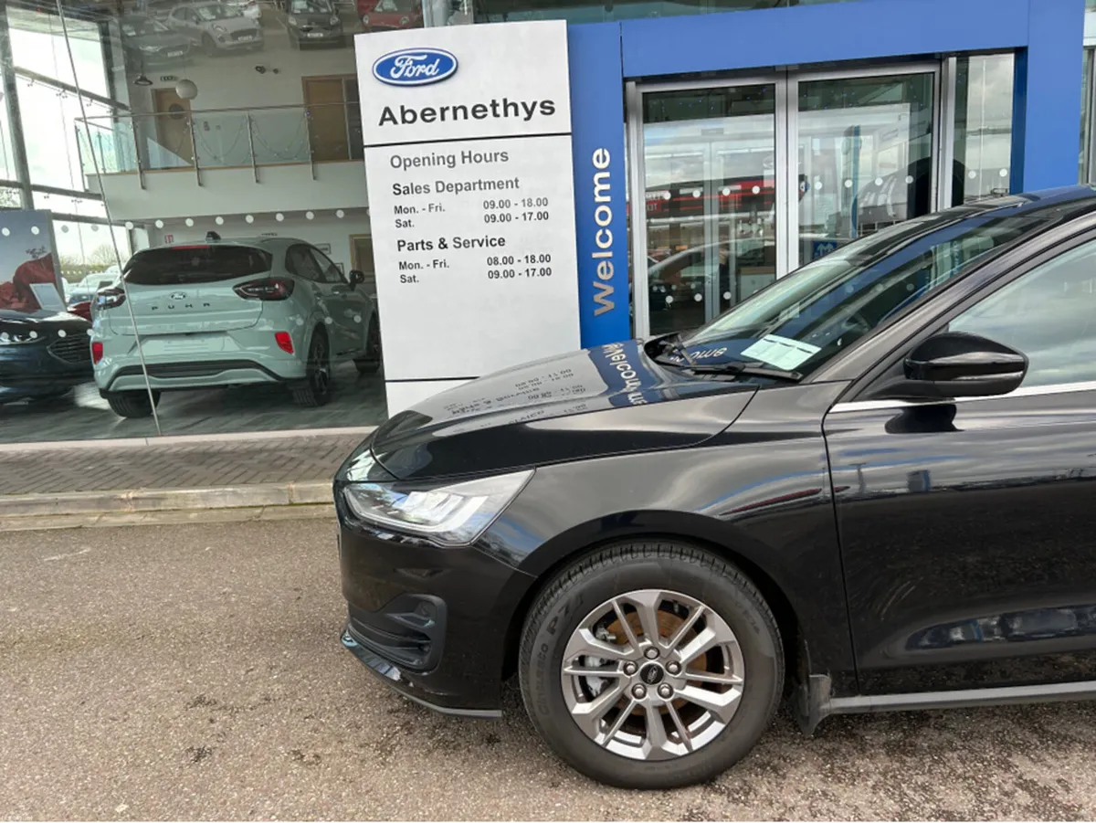 Ford Focus TITANIUM STYLE 5DR 1.0T 1 125 M6 - Image 3