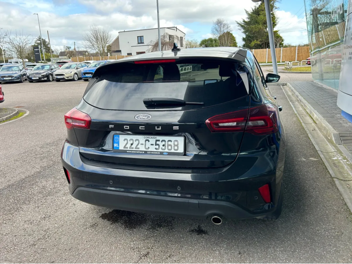 Ford Focus TITANIUM STYLE 5DR 1.0T 1 125 M6 - Image 4
