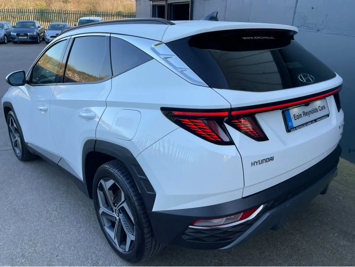Hyundai Tucson EXECUTIVE PLUS HEV 5DR AUTO - Image 3