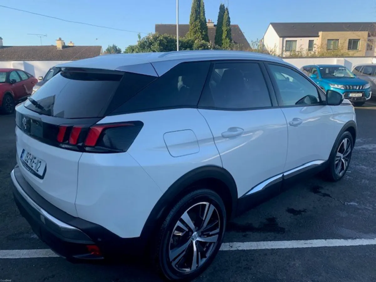 Peugeot 3008 ALLURE 1.2 130 6.2 4DR - Image 3