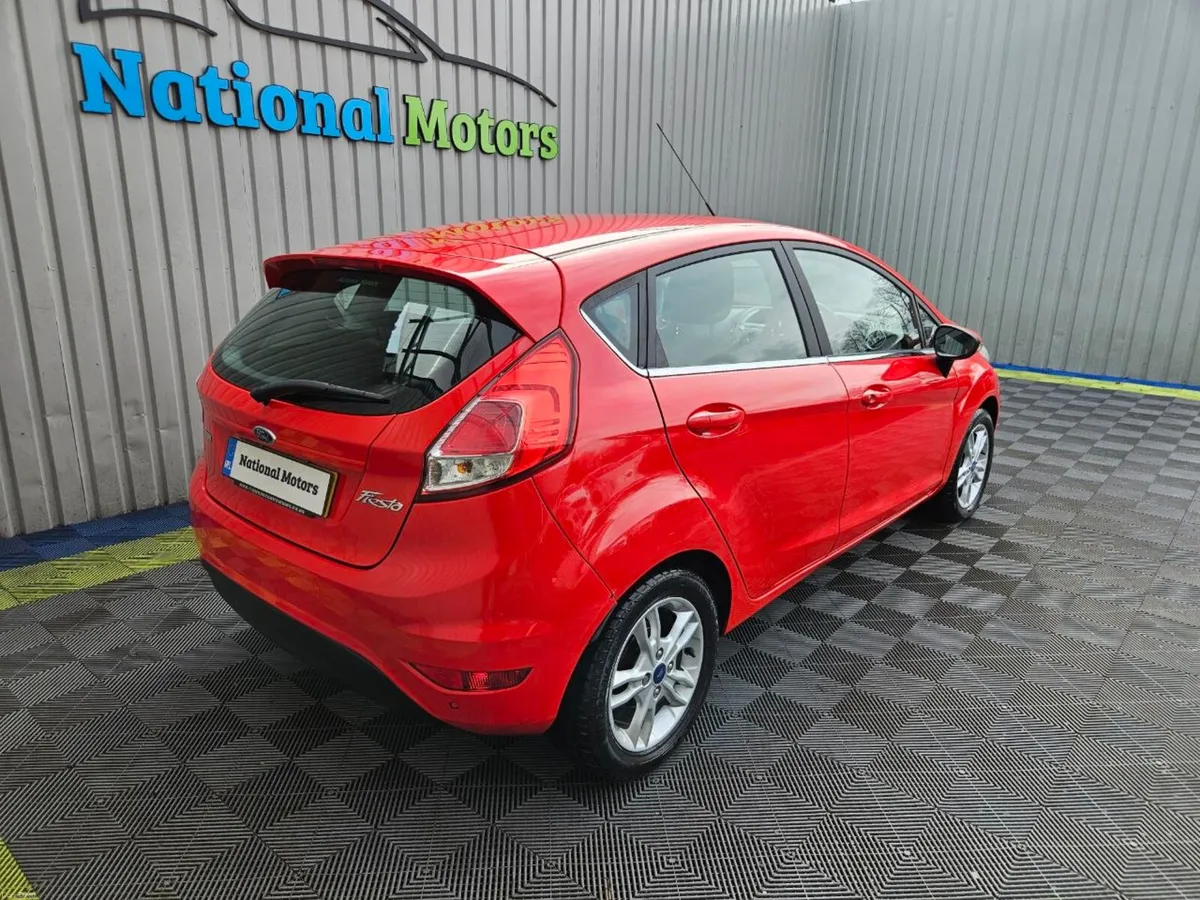 2014 Ford Fiesta 1.0 Petrol ZETEC - Image 3