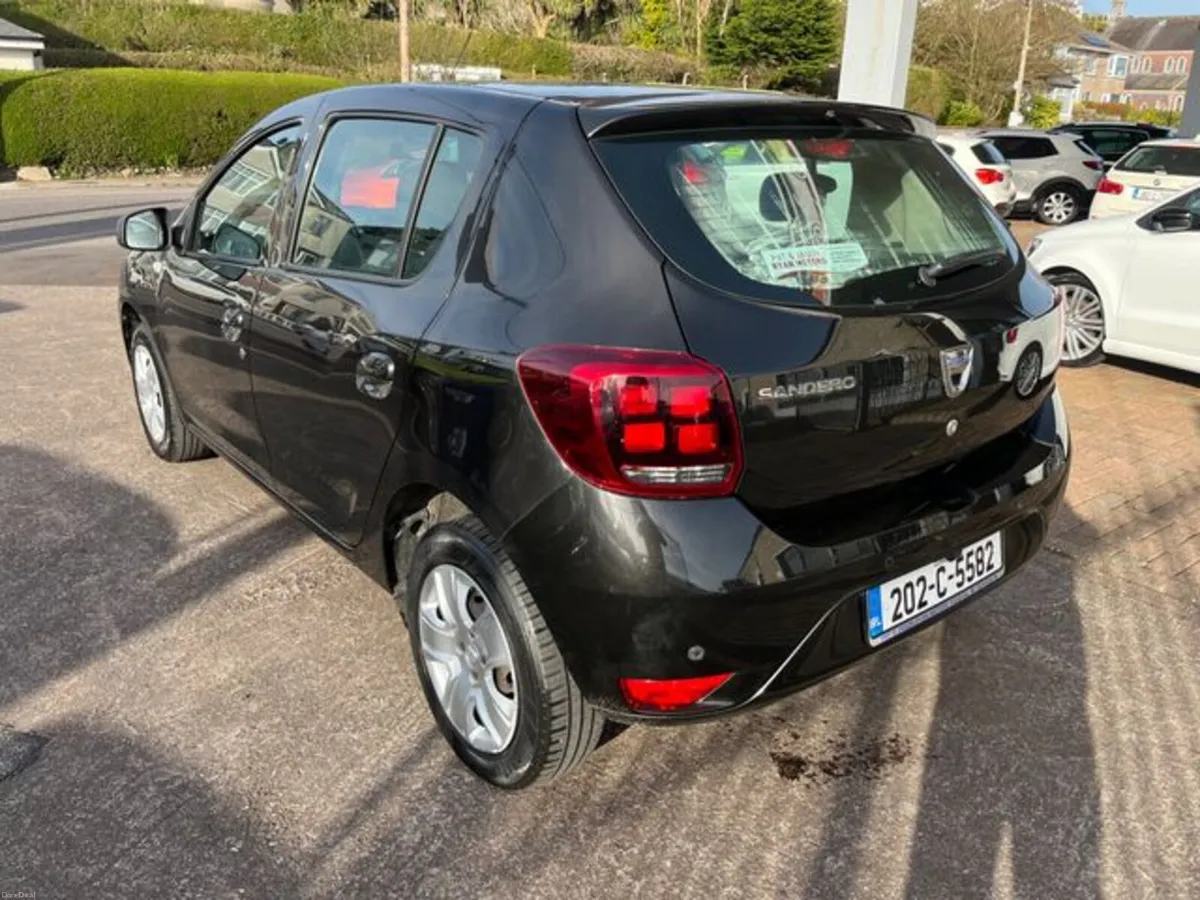 Dacia Sandero Signature SCE 75 MY20 Evap 4DR - Image 3