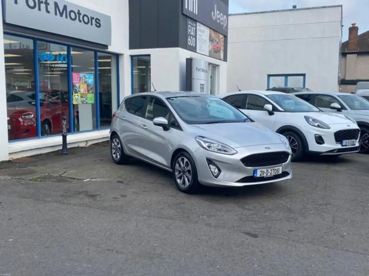 Ford Fiesta "Trend Connected" One Owner, 29000KMs - Image 4