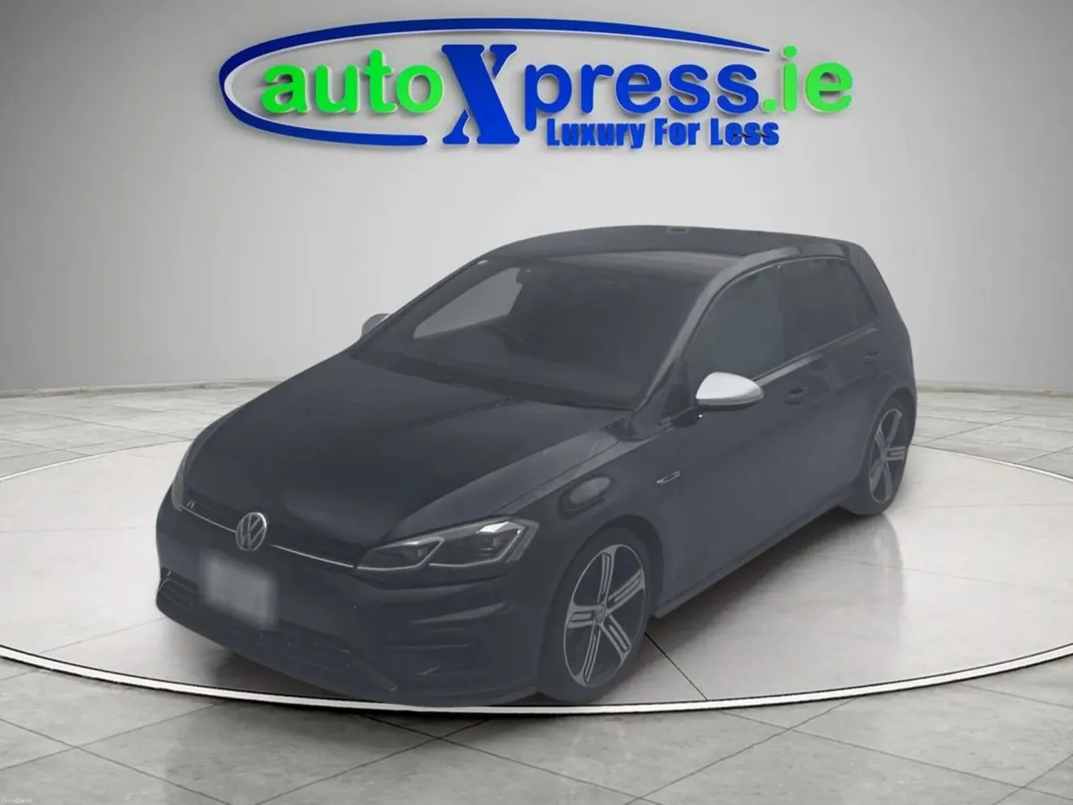 Volkswagen Golf R Line 4MOTION 2.0 Automatic - Image 3