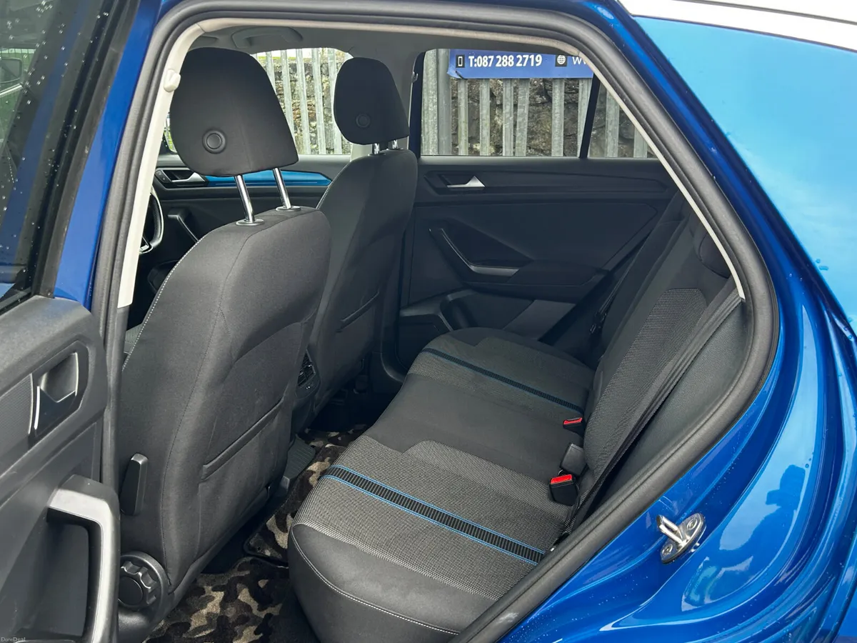 Volkswagen T-ROC 2.0 TDI DSG 150 HP 2020 - Image 4
