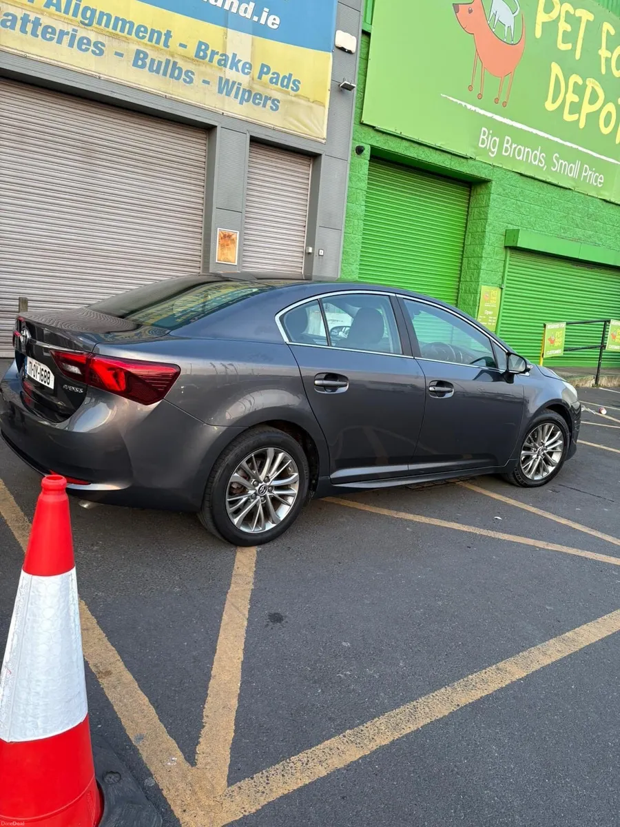 Toyota avensis - Image 3