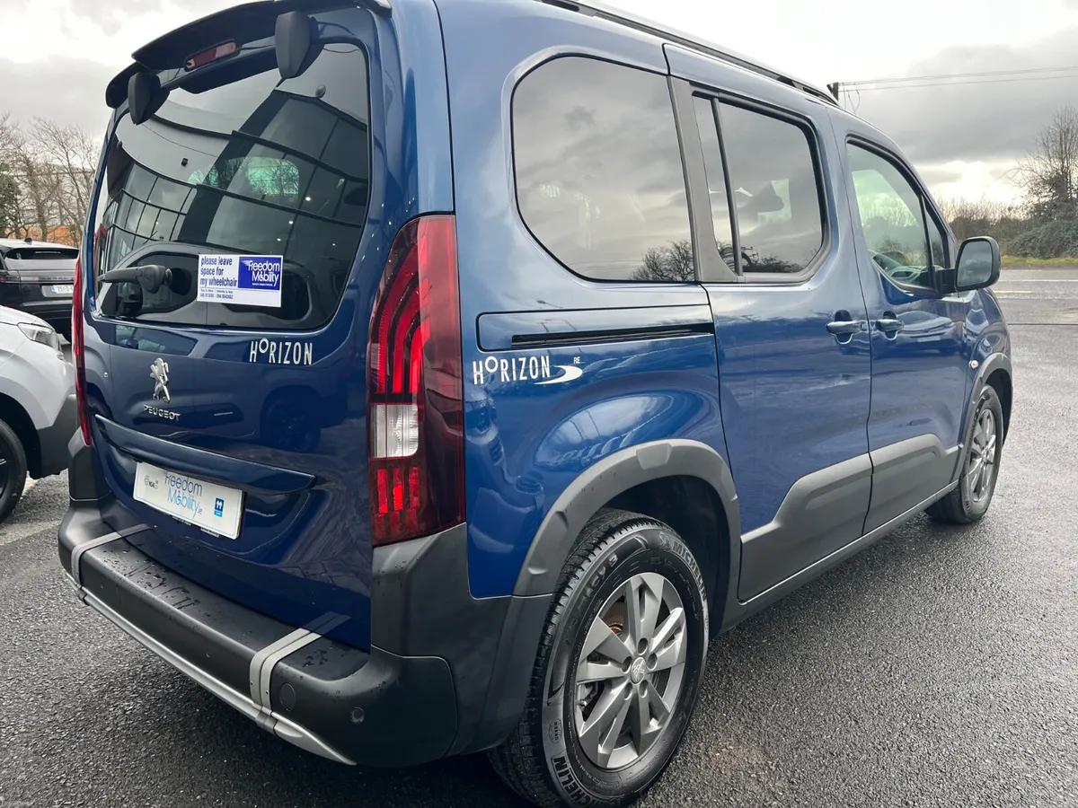 Peugeot Rifter 2022 Wheelchair Accessible - Image 5