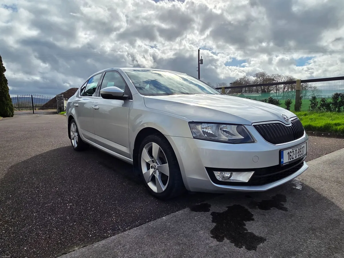 Skoda Octavia 2016 - Top Spec - Low Km - Image 4