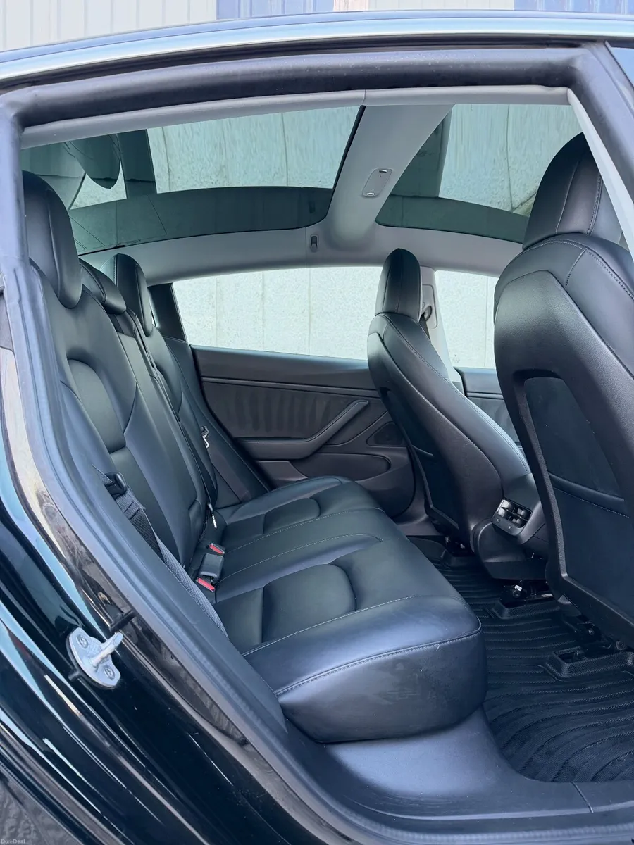 Tesla Model 3 2020 Long Range AWD - Image 4