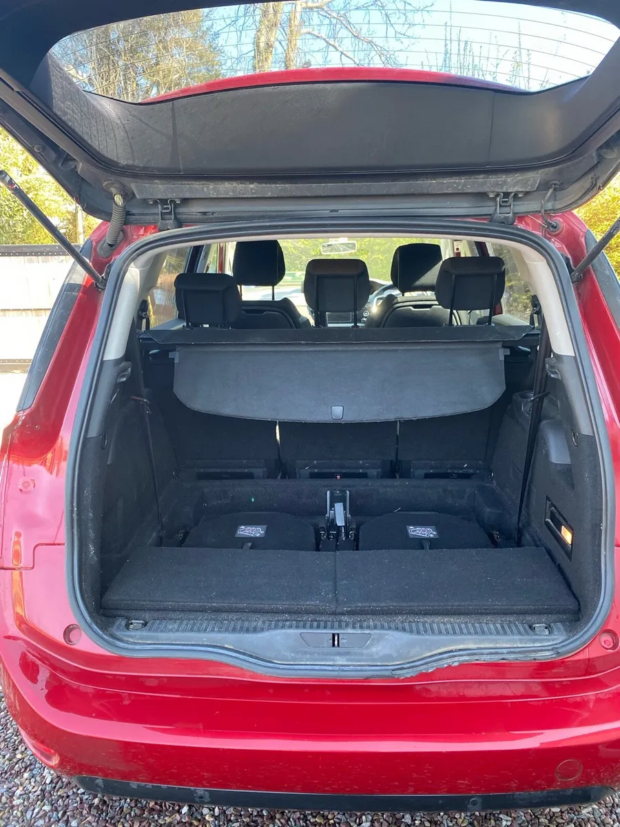Citroen C4 Picasso 7 Seater - Image 3
