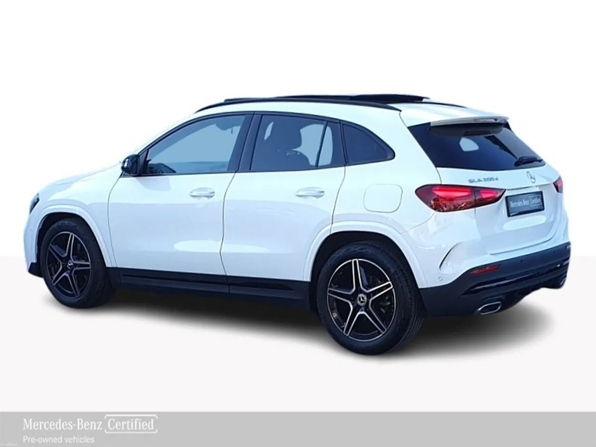 Mercedes-Benz GLA GLA 200 d A/T AMG Line 2.0 Diese - Image 3