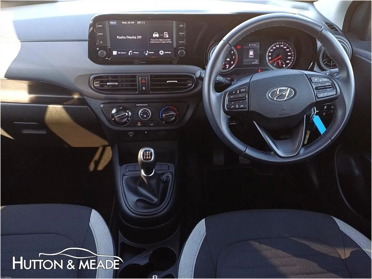 Hyundai i10 Delux Plus 1.0 Petrol 5dr - Image 3