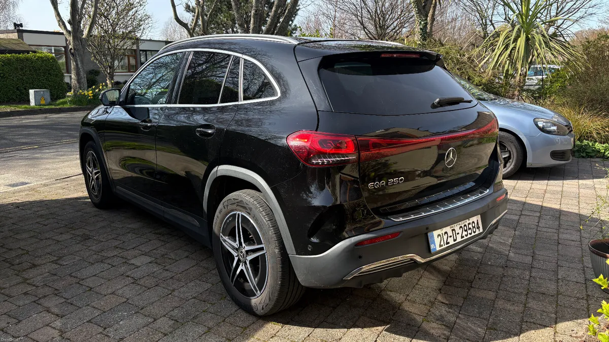 2021 Mercedes-Benz EQA 250 AMG Line - Image 3
