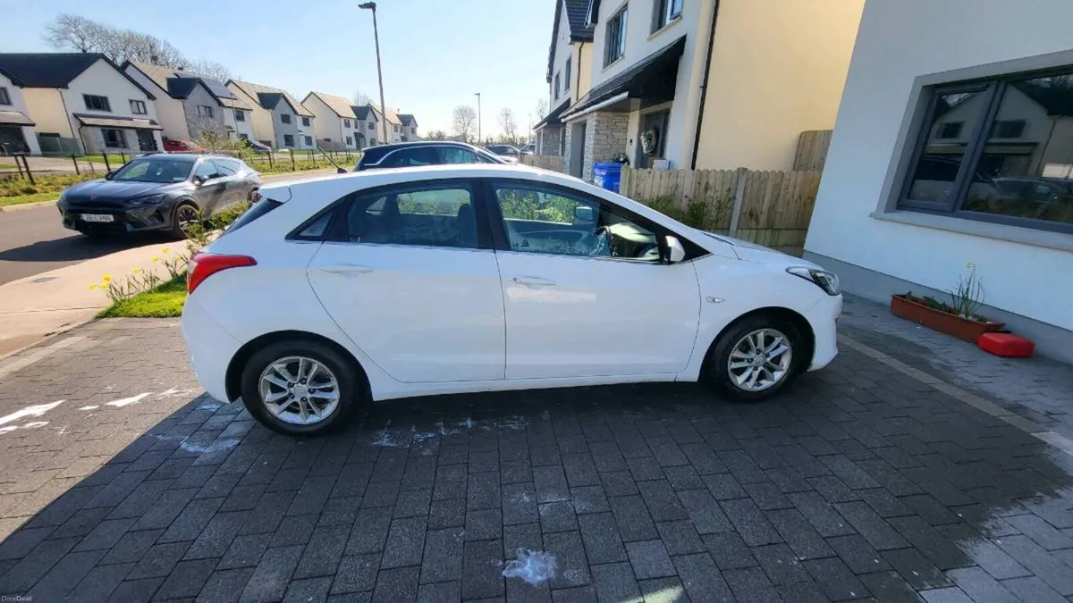 161 Hyundai I30 1.6 CRDI - Image 1