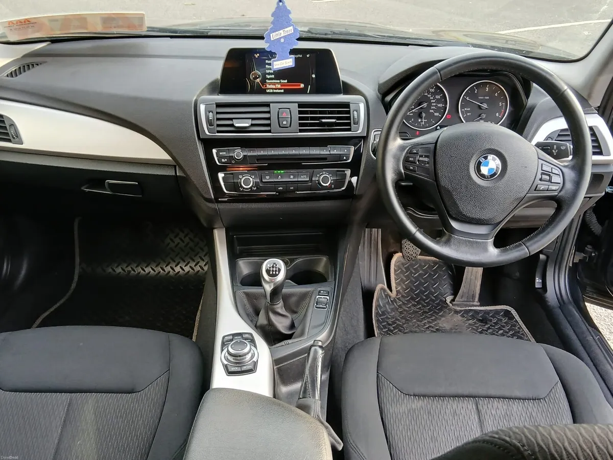 BMW 1-Series 2016 - Image 2