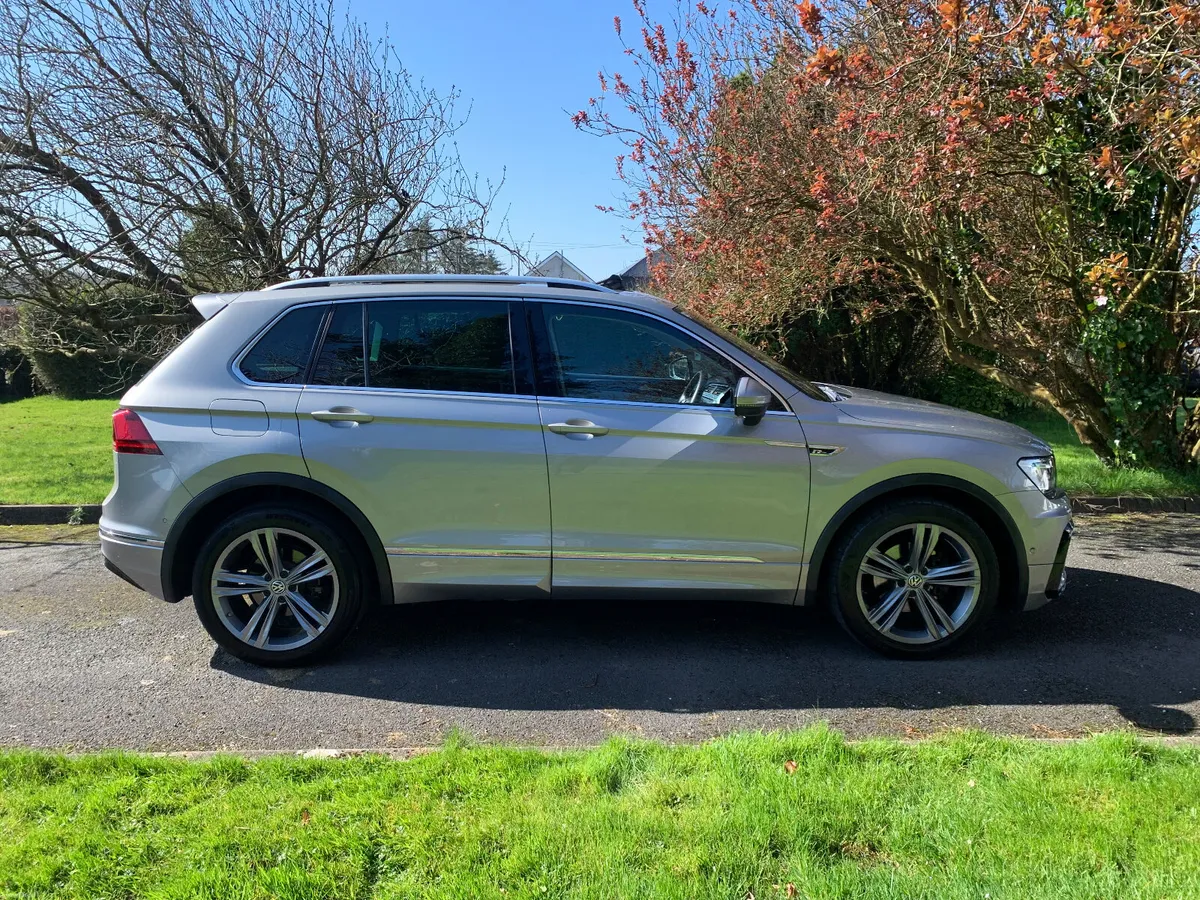 Volkswagen Tiguan 2019 R-LINE DSG - Image 1
