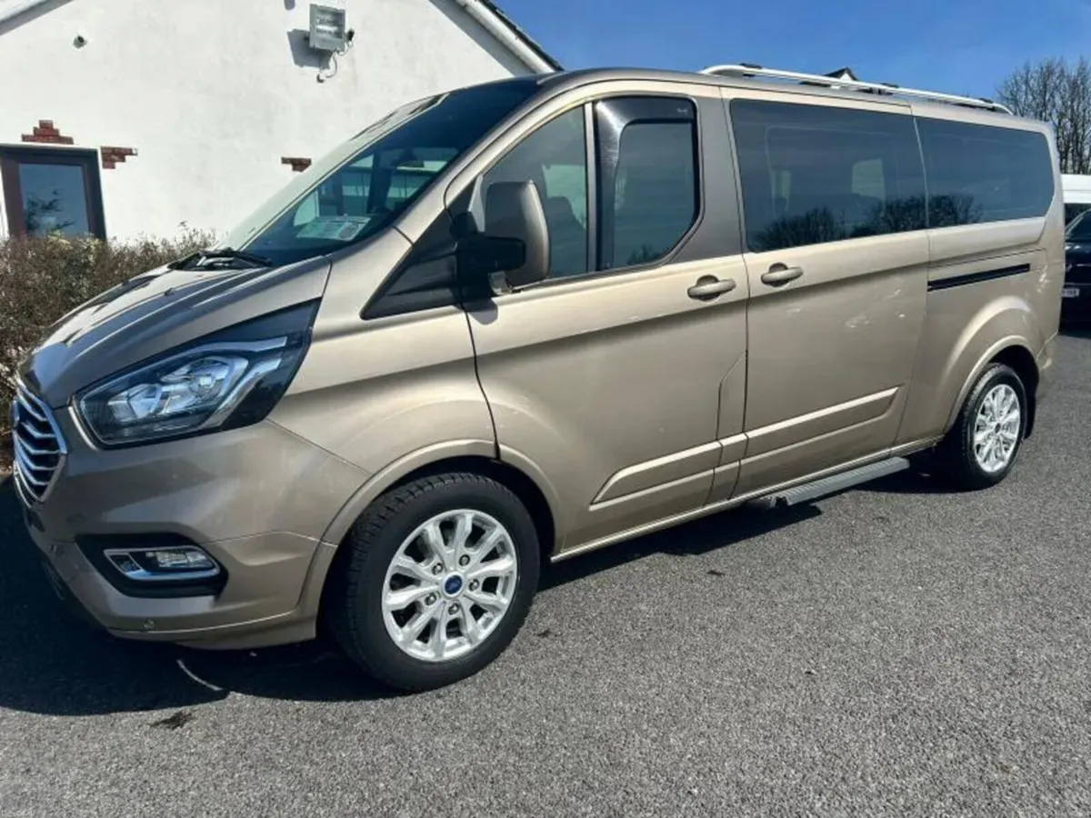 Ford Tourneo Custom 2022 - Image 3